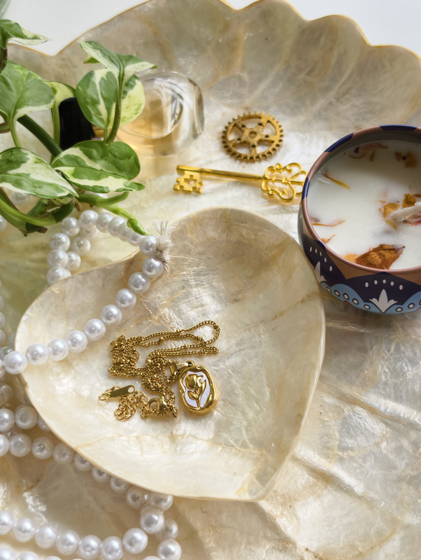Timeless Rose Necklace