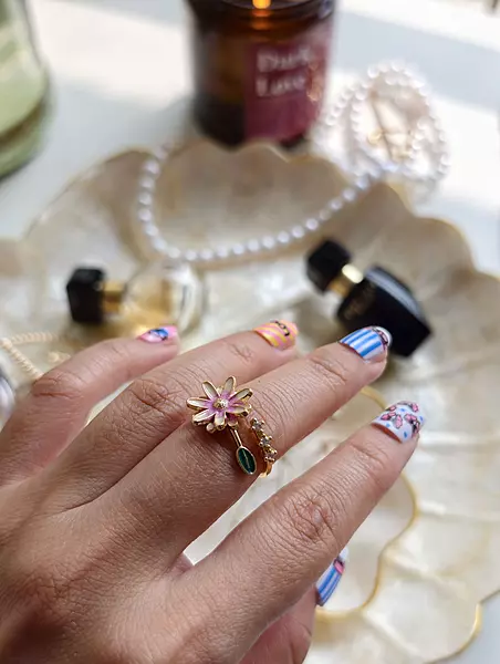 Daisy Dew Ring