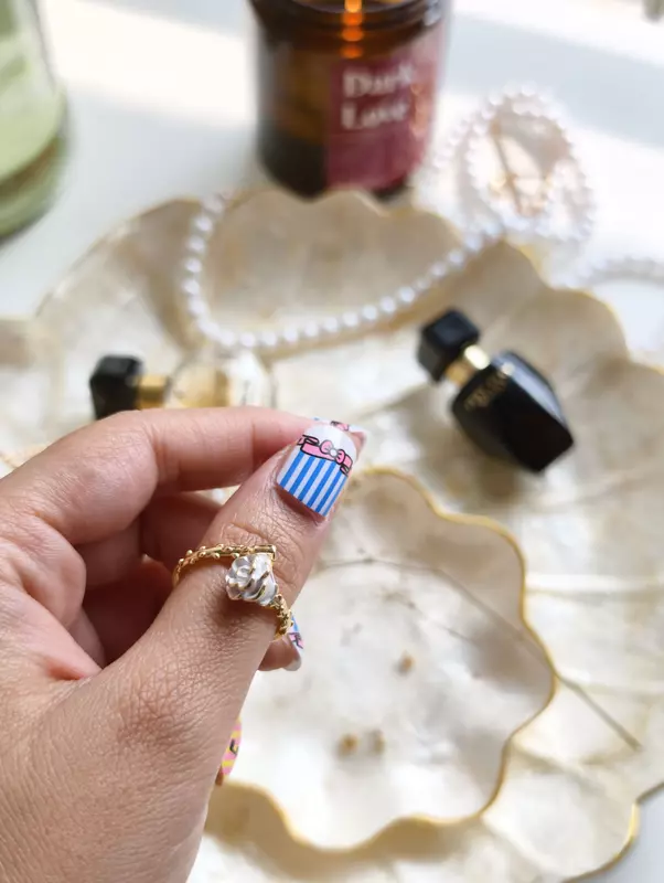 White Rose Ring