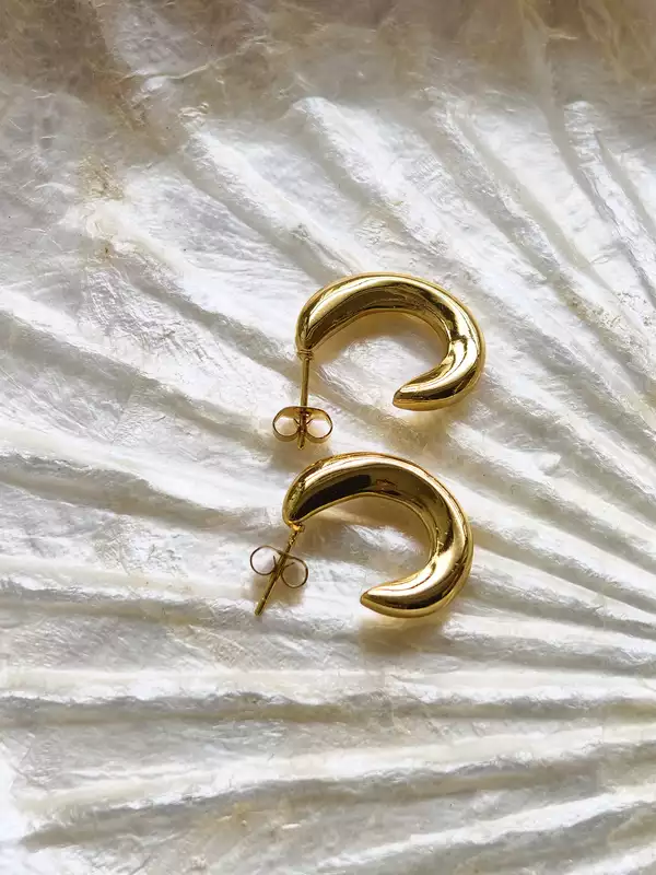 Luna Hoops