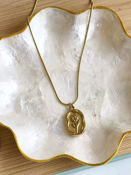 Vintage Gold Rose Necklace Anti Tarnish Snake Chain Necklace
