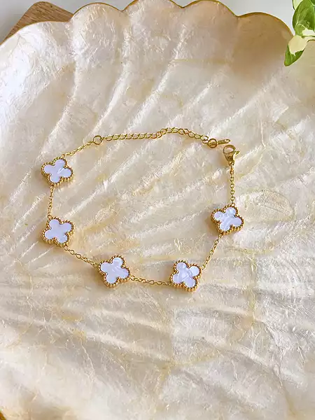 Ivory Bloom Bracelet